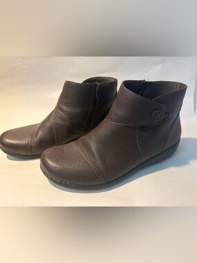 Clarks Brown Leather Side-Zip Ankle Booties